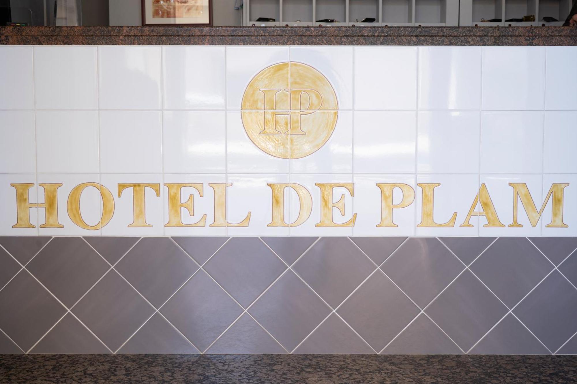 Hotel De Plam Ольбия Экстерьер фото